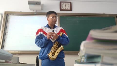 时光织梦——记鸡西一中高一五班那馨旭的一承旭